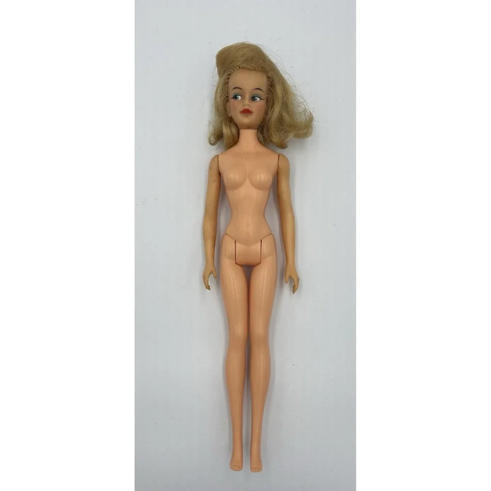 Vintage 1965 Ideal Glamour Misty Tammy‎ Doll Side Glance Eye M-12 Nude